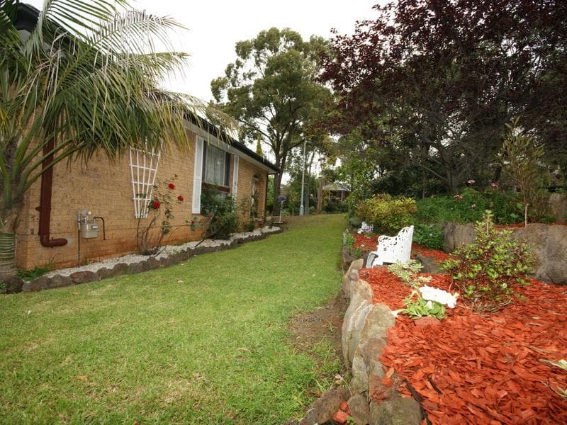 53																										Avoca Road
														
								Canley Heights, NSW 2166, Kings Park - Thumbnail 8