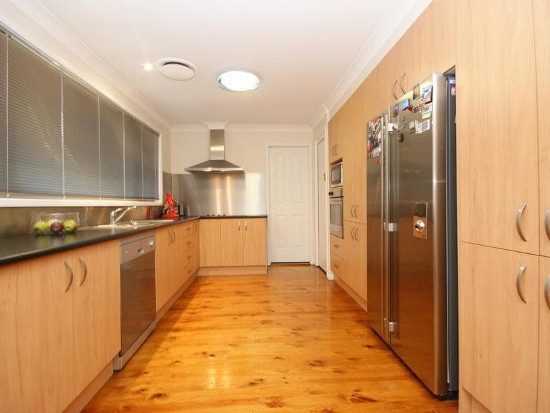 4																										Nockolds Avenue
														
								Punchbowl, NSW 2196, Kings Langley - Thumbnail 2