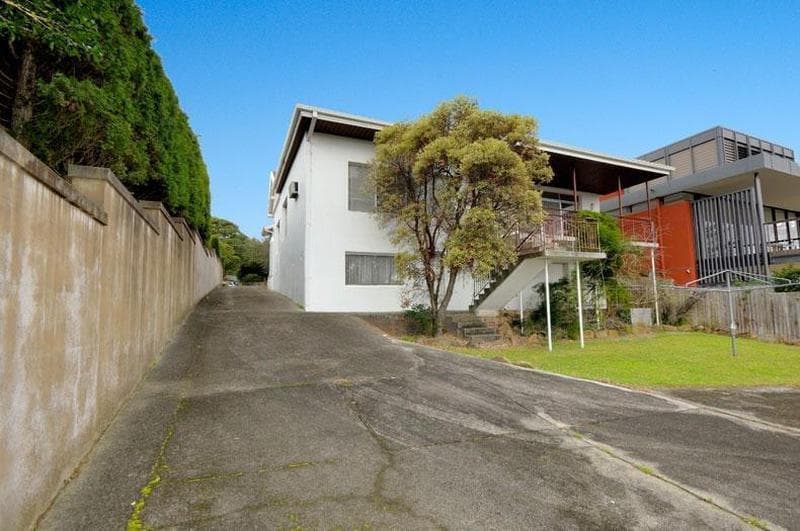 53																										Avoca Road
														
								Canley Heights, NSW 2166, Bellevue Hill - Thumbnail 6