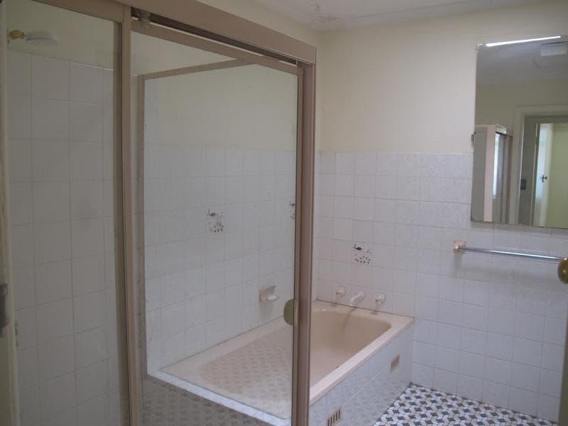 6 Brentwood Street, Fairfield, Fairfield - Thumbnail 6