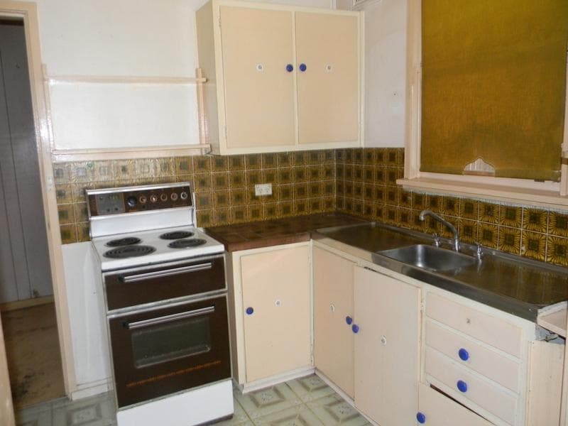 53																										Avoca Road
														
								Canley Heights, NSW 2166, Tregear - Thumbnail 3