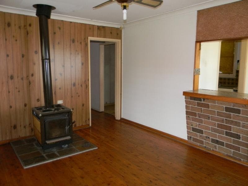 53																										Avoca Road
														
								Canley Heights, NSW 2166, Tregear - Thumbnail 4