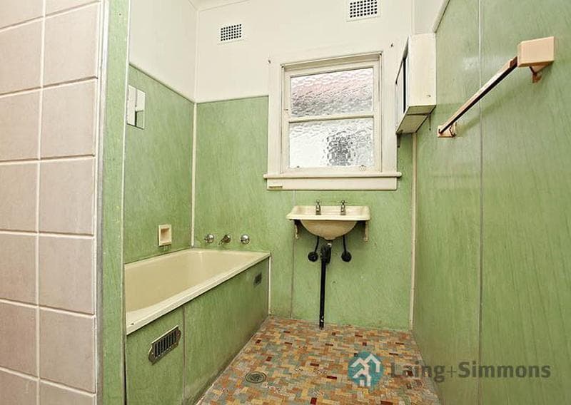 4																										Nockolds Avenue
														
								Punchbowl, NSW 2196, Fairfield Heights - Thumbnail 5
