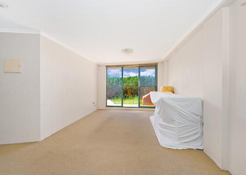 4																										Nockolds Avenue
														
								Punchbowl, NSW 2196, Kingsford - Thumbnail 4