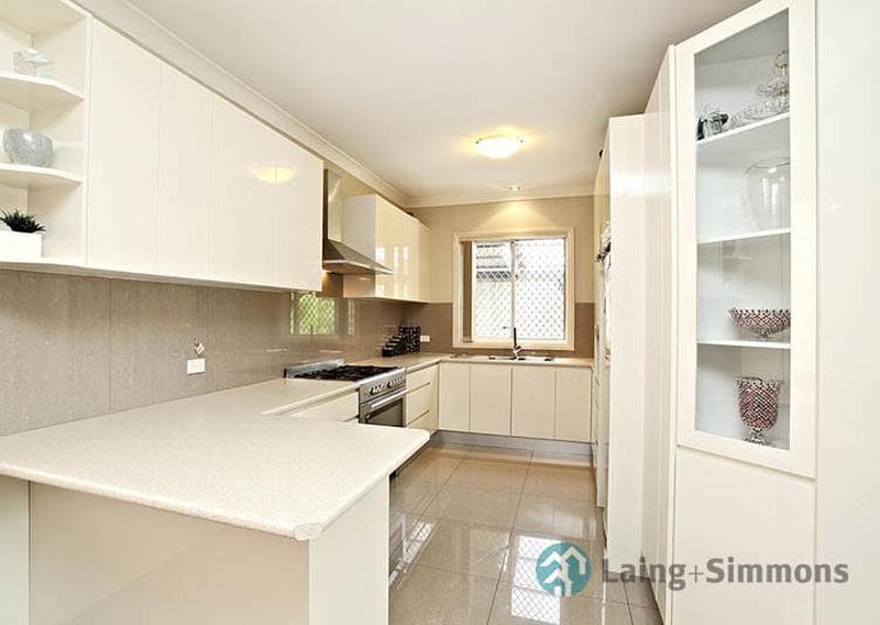 18 Linthorne Street, Guildford, Guildford - Thumbnail 2
