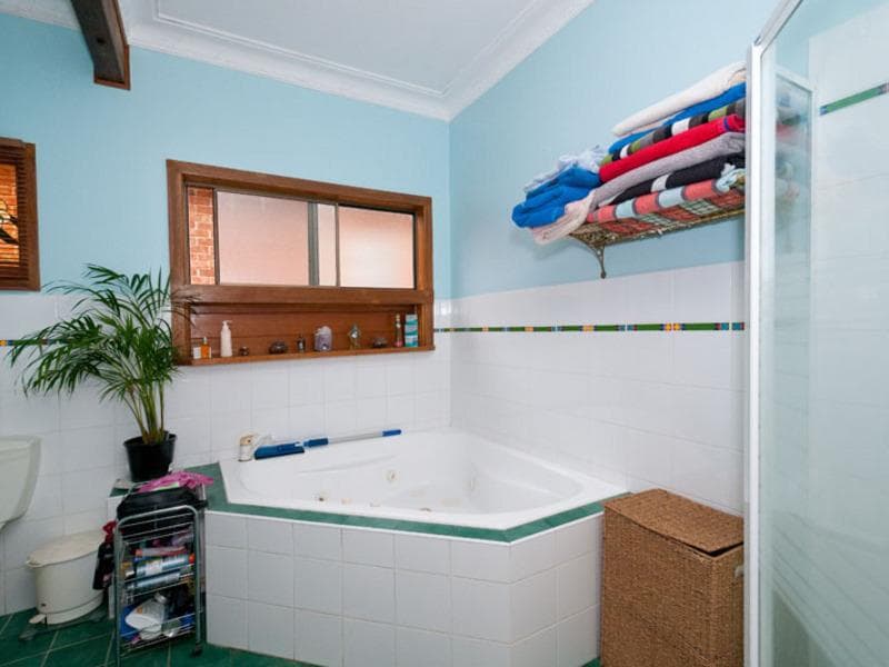 53																										Avoca Road
														
								Canley Heights, NSW 2166, Port Macquarie - Thumbnail 7