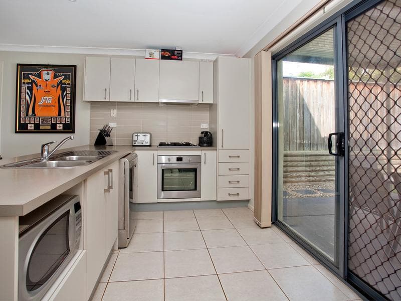 10/33																										Everard Street
														
								Port Macquarie, NSW 2444, Acacia Gardens - Thumbnail 2