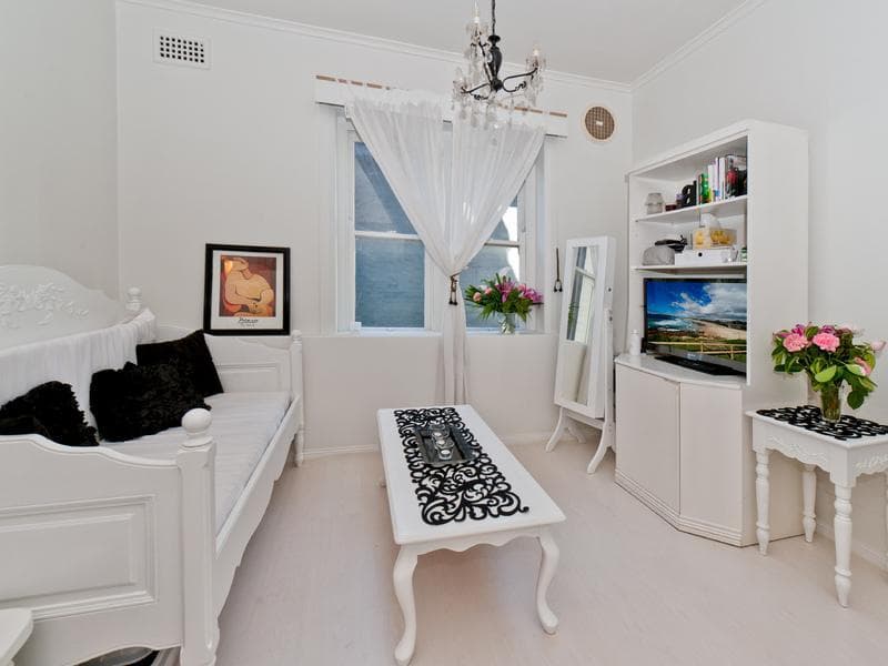 1/16																										Hamilton Street
														
								Rose Bay, NSW 2029, Darlinghurst - Thumbnail 3