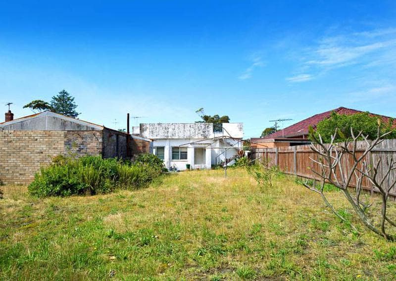 53																										Avoca Road
														
								Canley Heights, NSW 2166, Chifley - Thumbnail 3