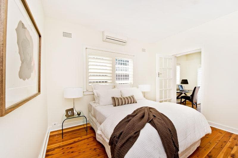 53																										Avoca Road
														
								Canley Heights, NSW 2166, Rose Bay - Thumbnail 7