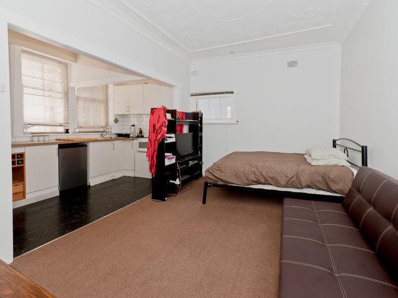 10/33																										Everard Street
														
								Port Macquarie, NSW 2444, Rushcutters Bay - Thumbnail 2