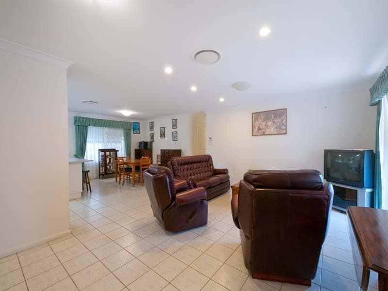 10/33																										Everard Street
														
								Port Macquarie, NSW 2444, Port Macquarie - Thumbnail 2