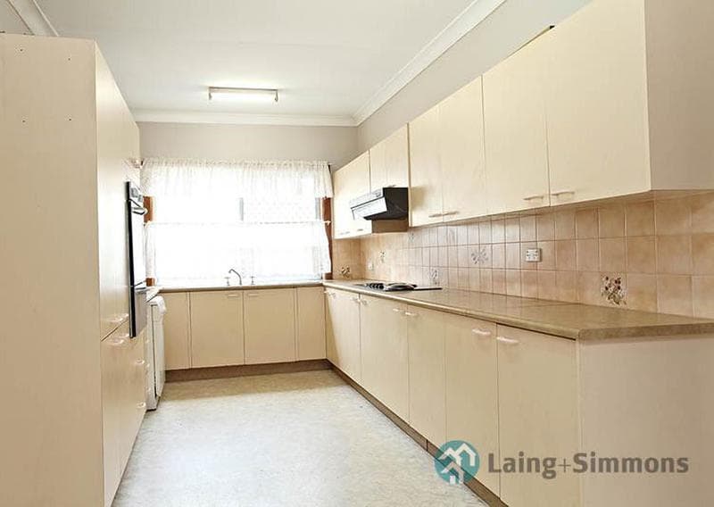 1/16																										Hamilton Street
														
								Rose Bay, NSW 2029, Guildford - Thumbnail 2
