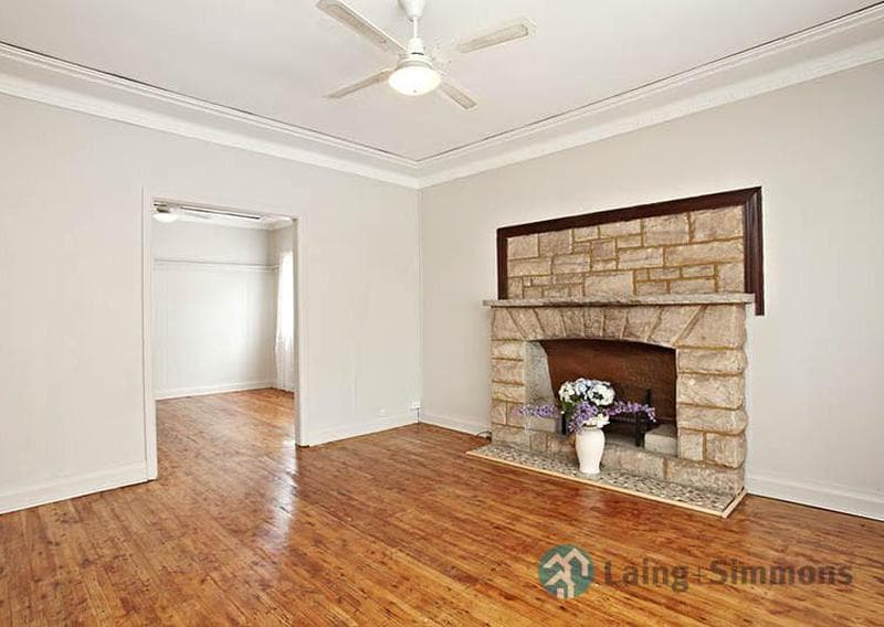 1/16																										Hamilton Street
														
								Rose Bay, NSW 2029, Guildford - Thumbnail 3