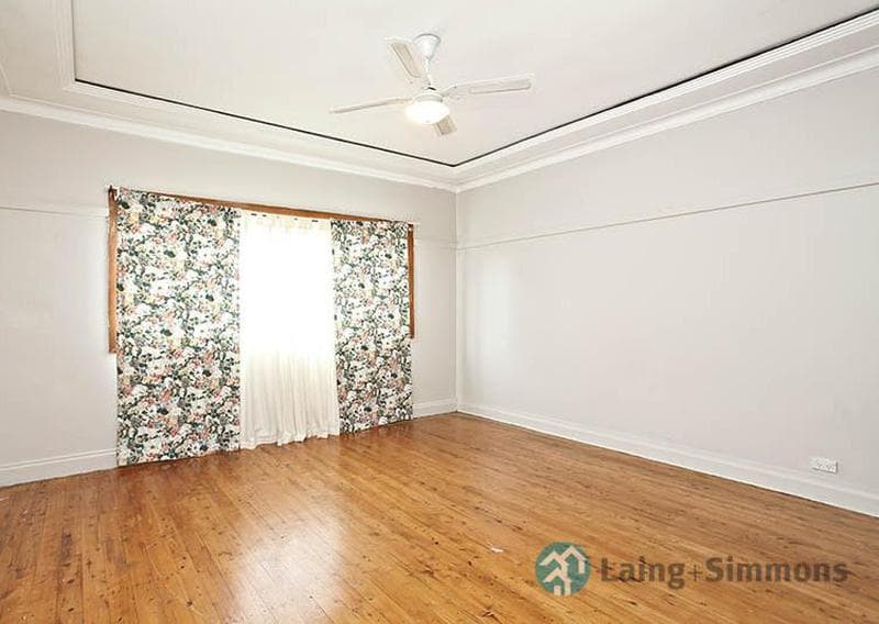 1/16																										Hamilton Street
														
								Rose Bay, NSW 2029, Guildford - Thumbnail 6