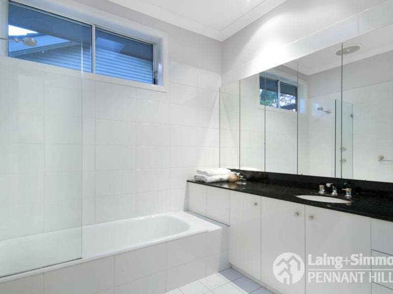 16/4																										McDonald Street
														
								Potts Point, NSW 2011, Pennant Hills - Thumbnail 7