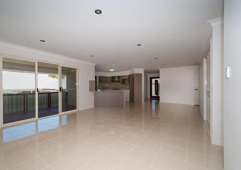 10/33																										Everard Street
														
								Port Macquarie, NSW 2444, Port Macquarie - Thumbnail 2