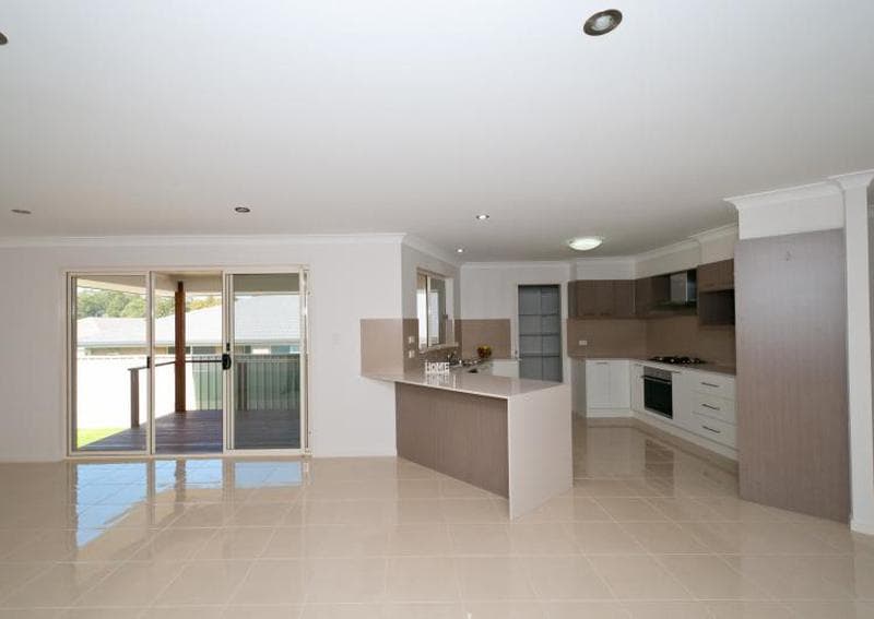 10/33																										Everard Street
														
								Port Macquarie, NSW 2444, Port Macquarie - Thumbnail 3