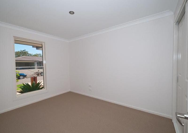 10/33																										Everard Street
														
								Port Macquarie, NSW 2444, Port Macquarie - Thumbnail 6