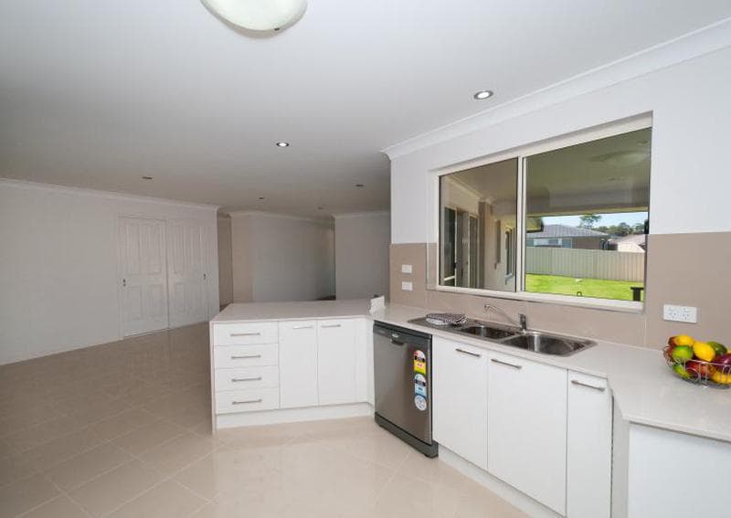 10/33																										Everard Street
														
								Port Macquarie, NSW 2444, Port Macquarie - Thumbnail 7