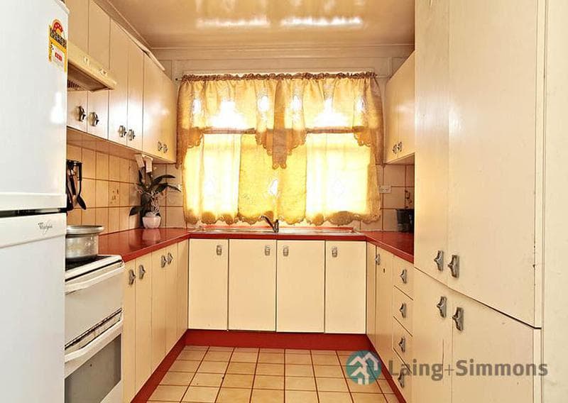 1/16																										Hamilton Street
														
								Rose Bay, NSW 2029, Granville - Thumbnail 2