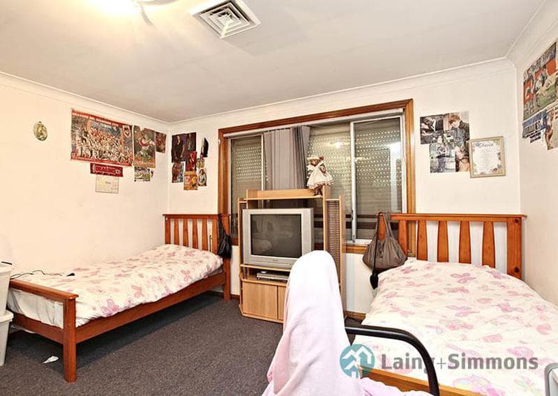 11/54-58																										Broomfield Street
														
								Cabramatta, NSW 2166, Granville - Thumbnail 4