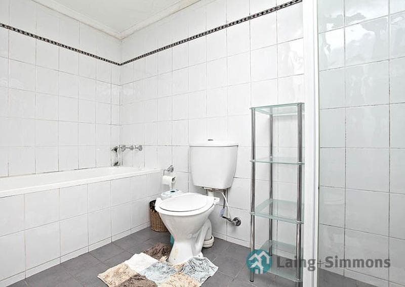 10/33																										Everard Street
														
								Port Macquarie, NSW 2444, Merrylands - Thumbnail 5