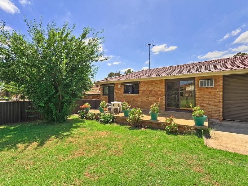 10/33																										Everard Street
														
								Port Macquarie, NSW 2444, Kings Park - Thumbnail 8