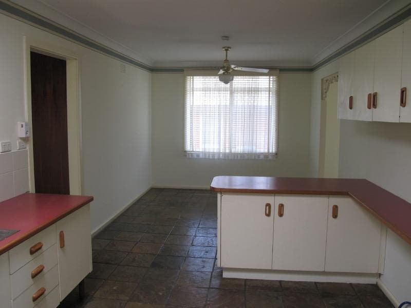 16/4																										McDonald Street
														
								Potts Point, NSW 2011, Fairfield West - Thumbnail 8