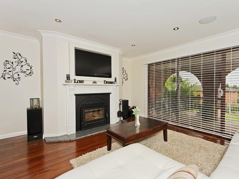 1/16																										Hamilton Street
														
								Rose Bay, NSW 2029, Kings Langley - Thumbnail 3