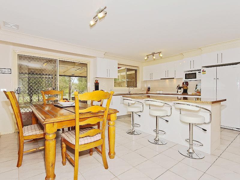 1/16																										Hamilton Street
														
								Rose Bay, NSW 2029, Kings Langley - Thumbnail 6