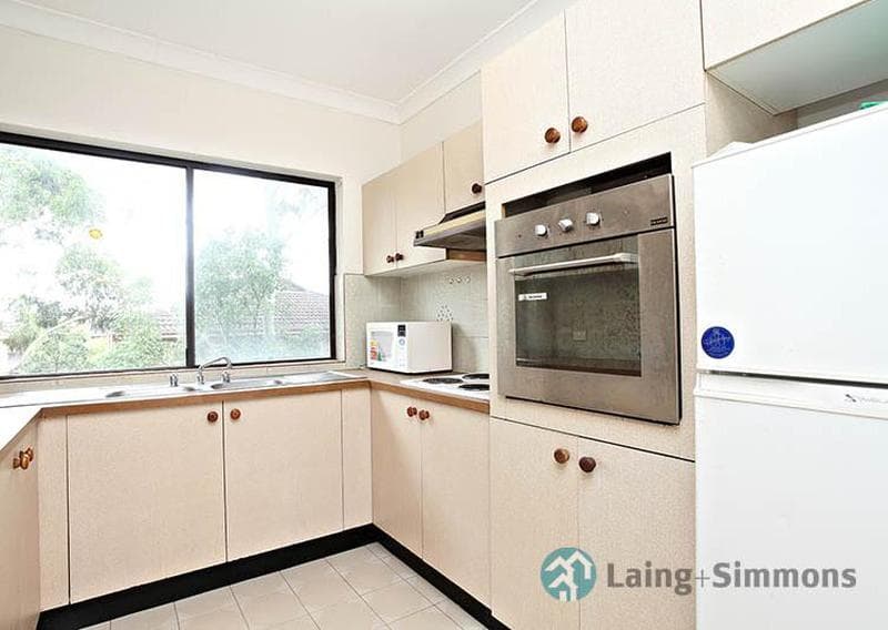 10/33																										Everard Street
														
								Port Macquarie, NSW 2444, Parramatta - Thumbnail 3