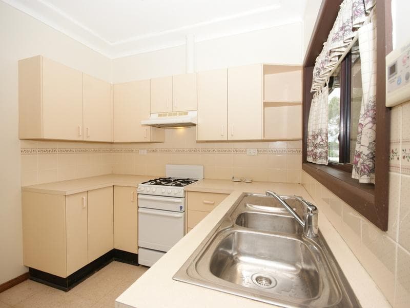 75a Eggleton Street, Blacktown, Blacktown - Thumbnail 2