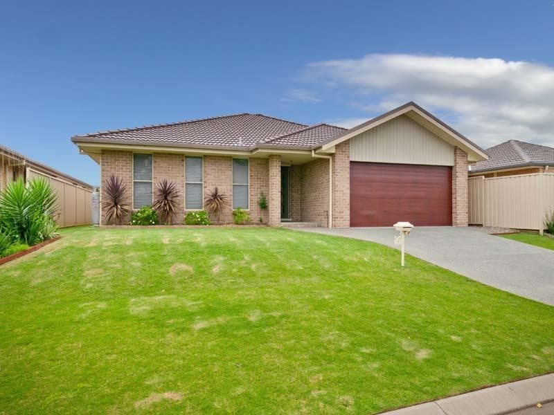 1/16																										Hamilton Street
														
								Rose Bay, NSW 2029, Port Macquarie - Image 1