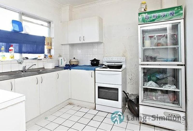 38																										Woodville Road
														
								Granville, NSW 2142, Parramatta - Thumbnail 5