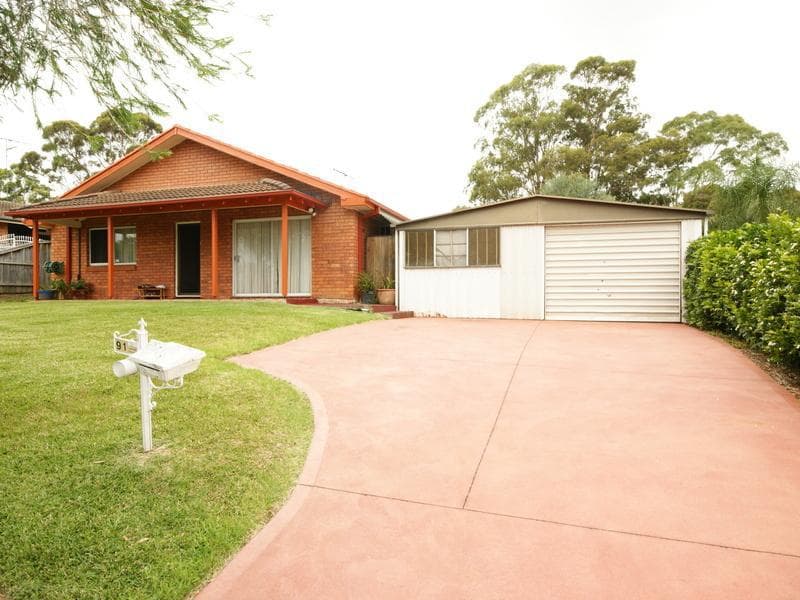 91 Madagascar Drive, Kings Park, Kings Park - Image 1