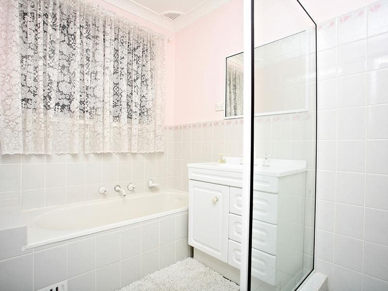 3/6																										Crisallen Street
														
								Port Macquarie, NSW 2444, Kings Langley - Thumbnail 7