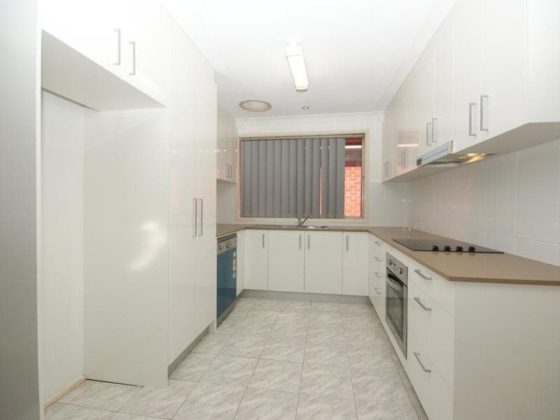 40 Gibbon Road, Winston Hills, Winston Hills - Thumbnail 3