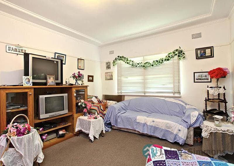 21 Renfrew Street, Guildford, Guildford - Thumbnail 4