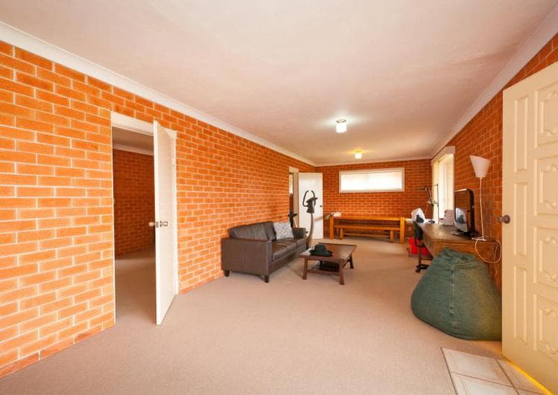 1																										Brenan St
														
								Fairfield, NSW 2165, Port Macquarie - Thumbnail 8