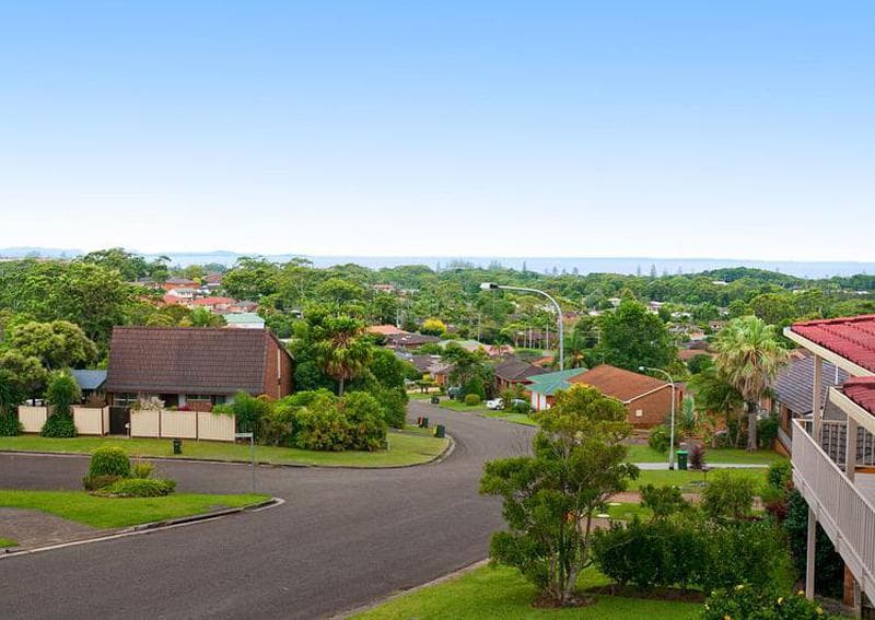 15 Oleander Avenue, Port Macquarie, Port Macquarie - Thumbnail 2