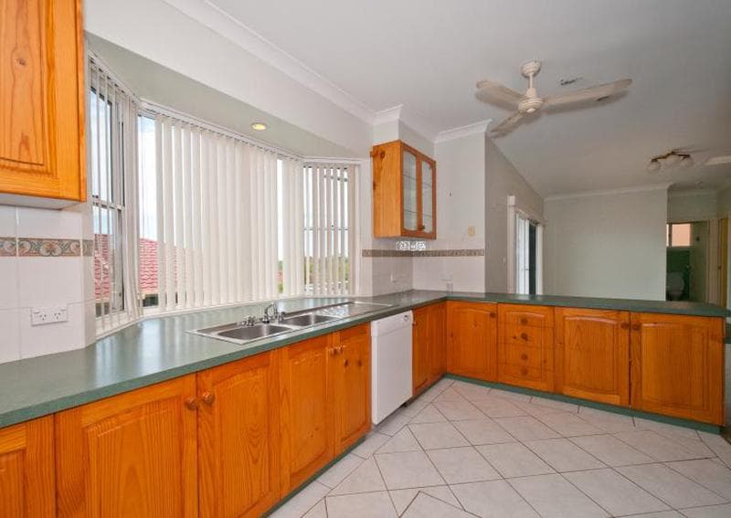 15 Oleander Avenue, Port Macquarie, Port Macquarie - Thumbnail 3