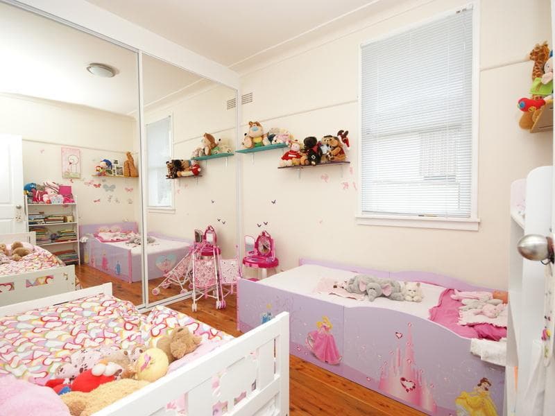 38																										Woodville Road
														
								Granville, NSW 2142, Lalor Park - Thumbnail 8