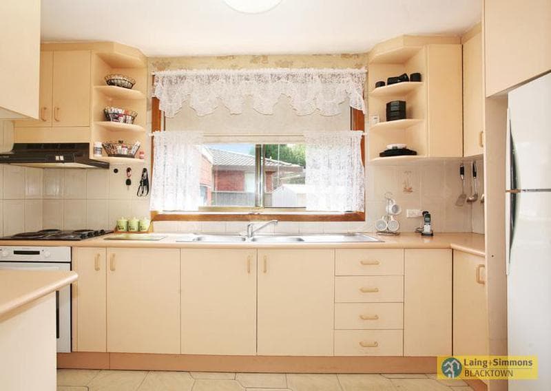 3/6																										Crisallen Street
														
								Port Macquarie, NSW 2444, Pendle Hill - Thumbnail 4