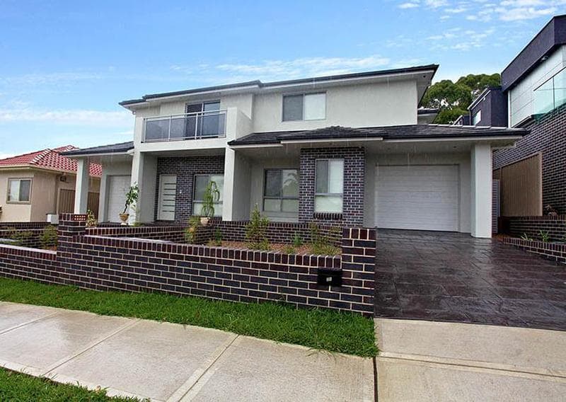 2/26a Darling Point Road
Darling Point, NSW 2027, Guildford - Image 1