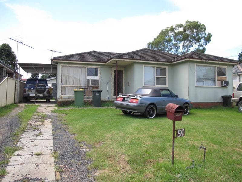 4																										Nockolds Avenue
														
								Punchbowl, NSW 2196, Fairfield West - Image 1