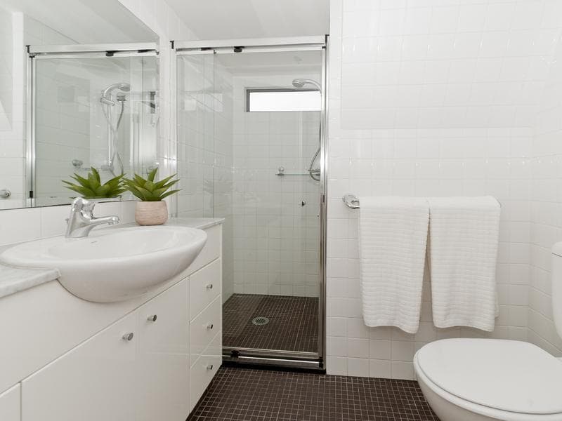 3/6																										Crisallen Street
														
								Port Macquarie, NSW 2444, Woolloomooloo - Thumbnail 8