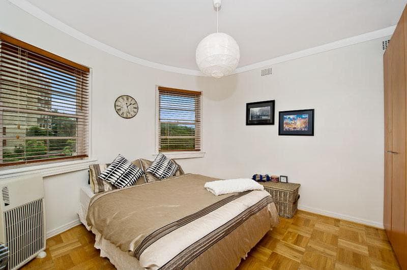 1																										Brenan St
														
								Fairfield, NSW 2165, Bellevue Hill - Thumbnail 4