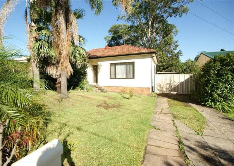 3/6																										Crisallen Street
														
								Port Macquarie, NSW 2444, Blacktown - Thumbnail 2