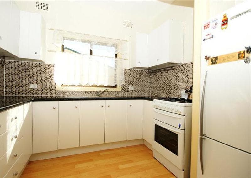 3/6																										Crisallen Street
														
								Port Macquarie, NSW 2444, Blacktown - Thumbnail 5